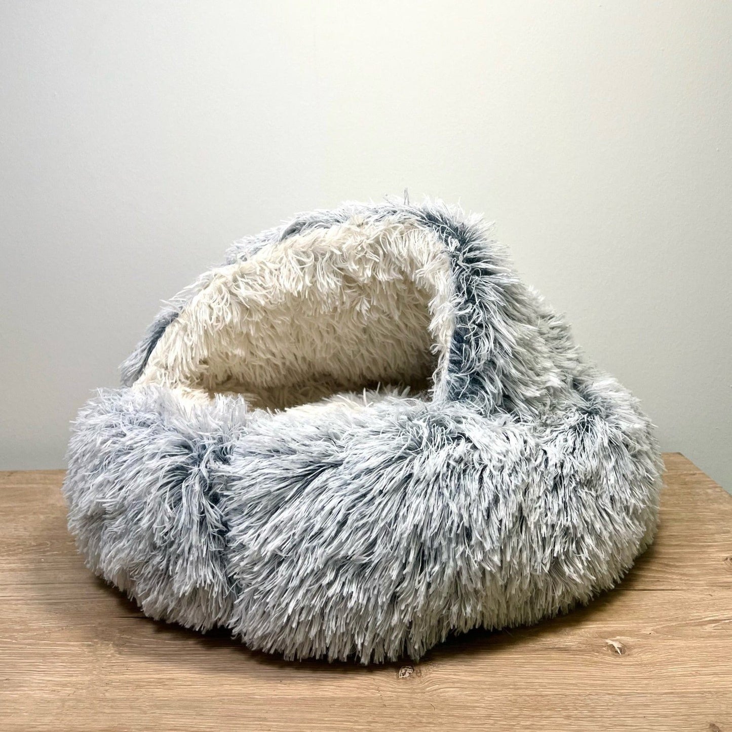 Cuddle Cat Calming Donut Bed
