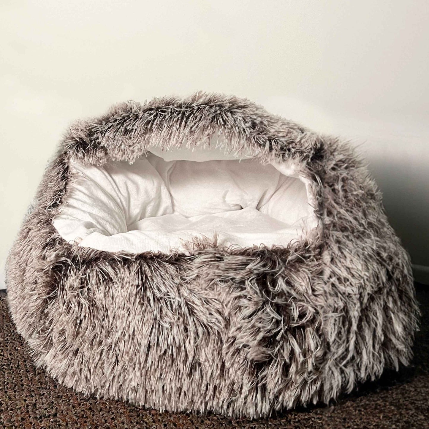Cuddle Cat Calming Donut Bed
