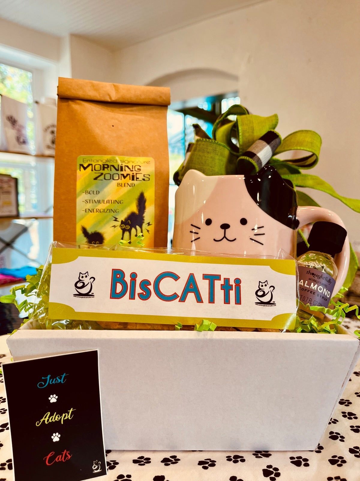 Cat themed coffee gift set for cat lovers