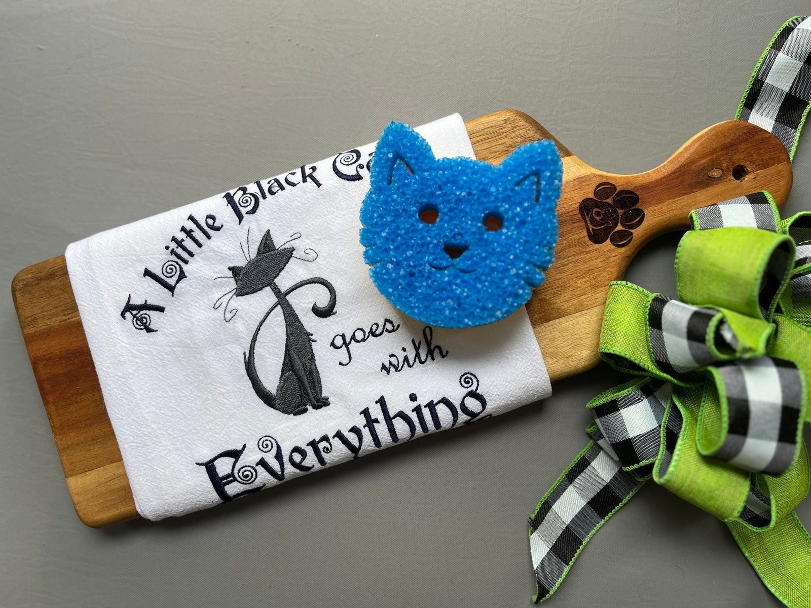 Paw Print Charcuterie/Cheese Board Gift Set for Cat Lovers