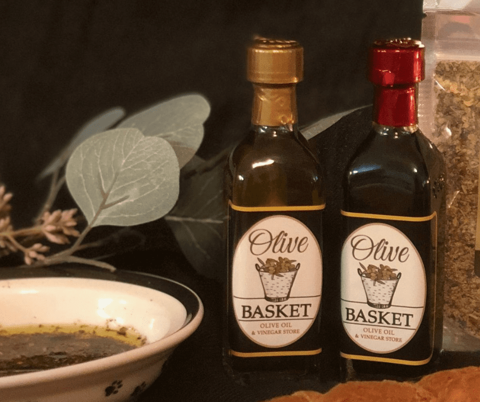 MEOWlive Oil and PAWsamic Vinegar Gift Set Entangled Cat Cafe